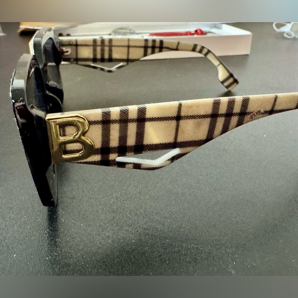 Invicta and Burberry Bundle!!!💜💜 - Picture 3 of 9